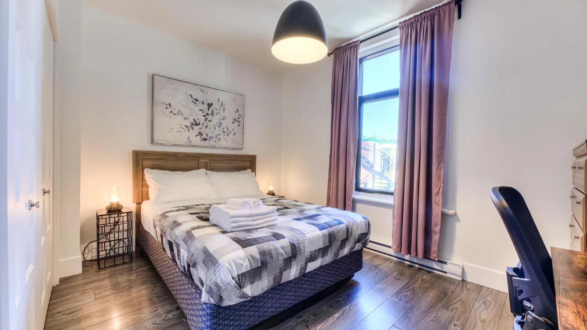 Chic St-Denis Modern & Comfortable Wifi Ac Montreal